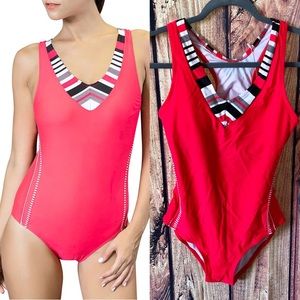 ✨NWT athletic one piece swimsuit!!